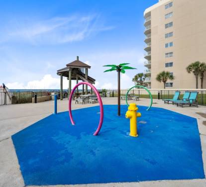 6 Phoenix I Kids Splash Pad