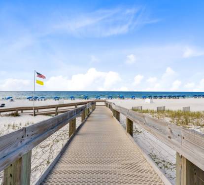 11 Phoenix I Boardwalk to Beach