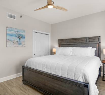 Bedroom 2 with King Bed