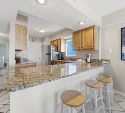 Boardwalk 681 Kitchen Counter Seats 4