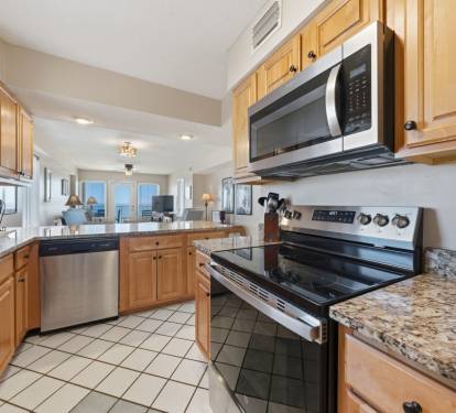Boardwalk 681 Kitchen