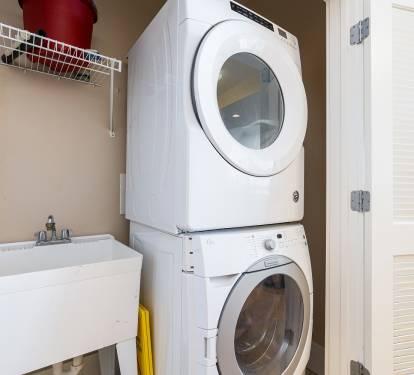 19 CAPHC1 LAUNDRY