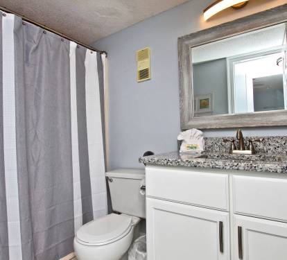 6 Hallway Guest Bath