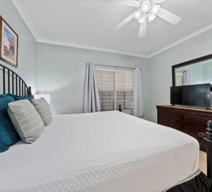 13 OB Villas Dockside Primary Bedroom