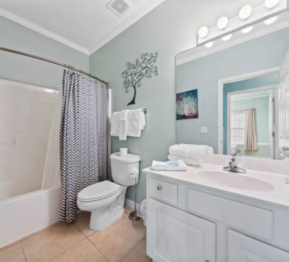 20 OB Villas Dockside Bathroom 2
