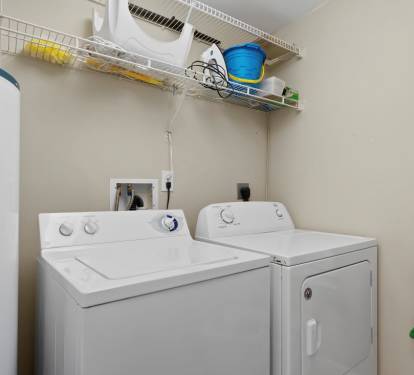 21 Crystal Tower 1101 Laundry
