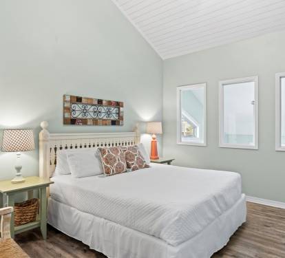 Guest Bedroom with King Bed