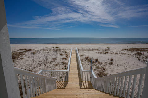 Sun-Kissed, vacation rental in St. George Island, House Rental, 3 bedroom 2 &frac12; bathroom and sleeps 8