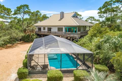 Saltwater Charlie's, vacation rental in St. George Island, House Rental, 3 bedroom 2 bathroom and sleeps 6