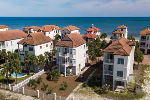 Cruz Del Sur, vacation rental in St. George Island, House Rental, 4 bedroom 3 &frac12; bathroom and sleeps 10