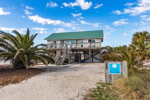 Island Sand Dollar, vacation rental in St. George Island, Cottage Rental, 3 bedroom 2 bathroom and sleeps 9