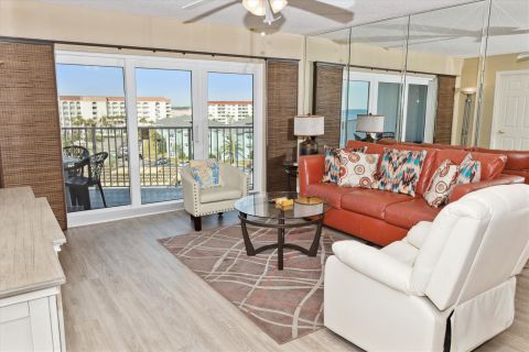 SeaCrest 604, vacation rental in Seacrest Condominiums, Condo Rental, 2 bedroom 2 bathroom and sleeps 6