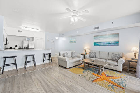 1922 Shores of Panama - Pool & Beach views, w/2 parking passes, lagoon-style pool & indoor pool