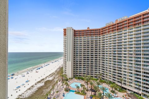 1328 Shores of Panama 3BR 3BA Can sleep up to 10.   