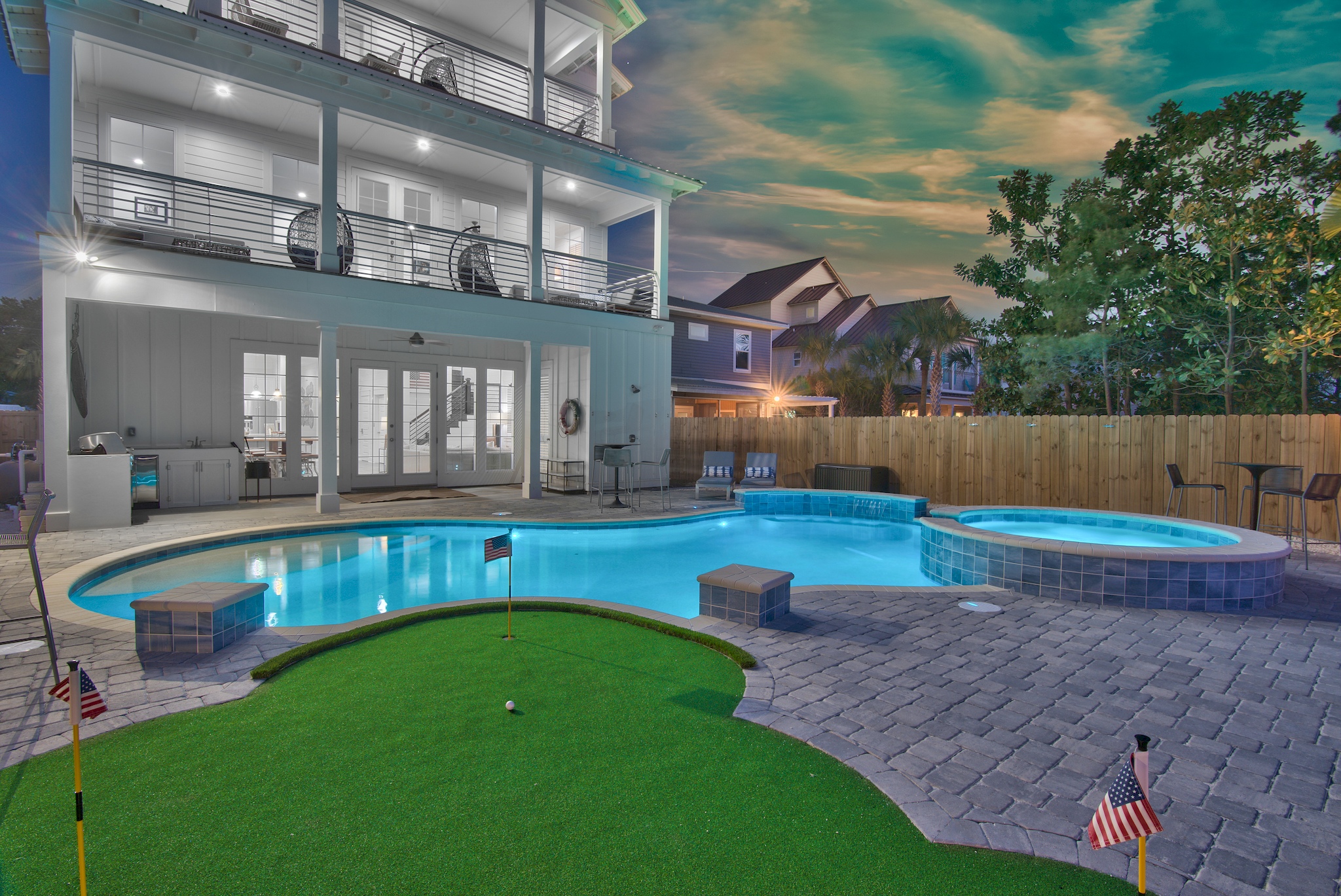 Welcome to 88 Palms!