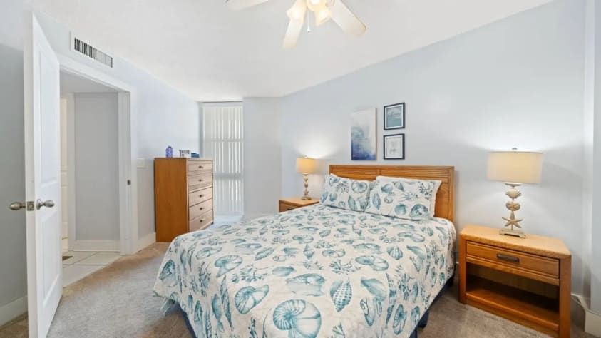 Second bedroom