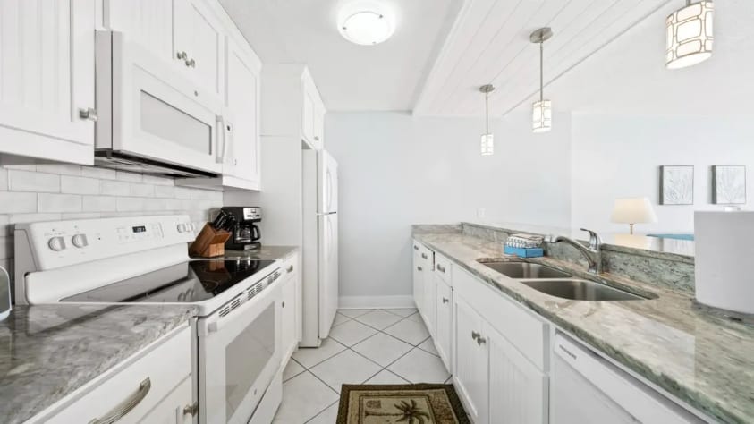 Fully stocked kitchen with great counter space