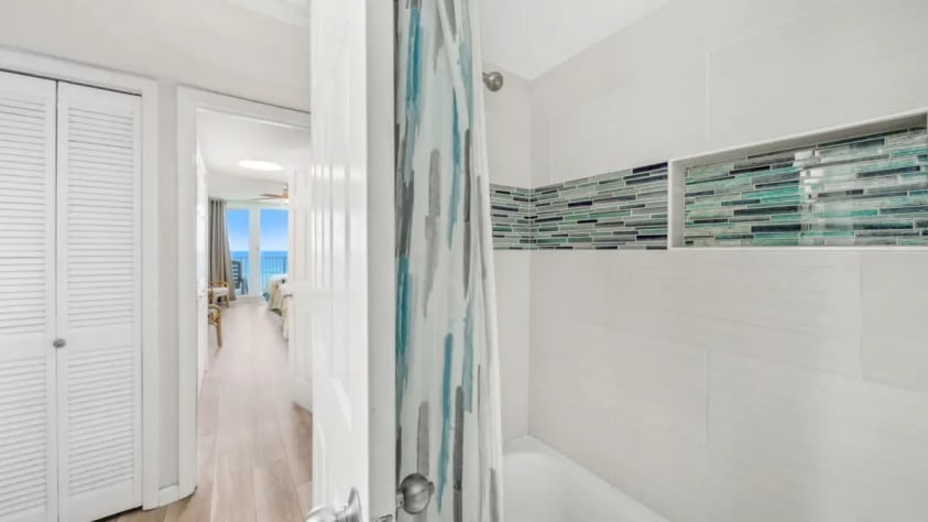 2nd bathroom