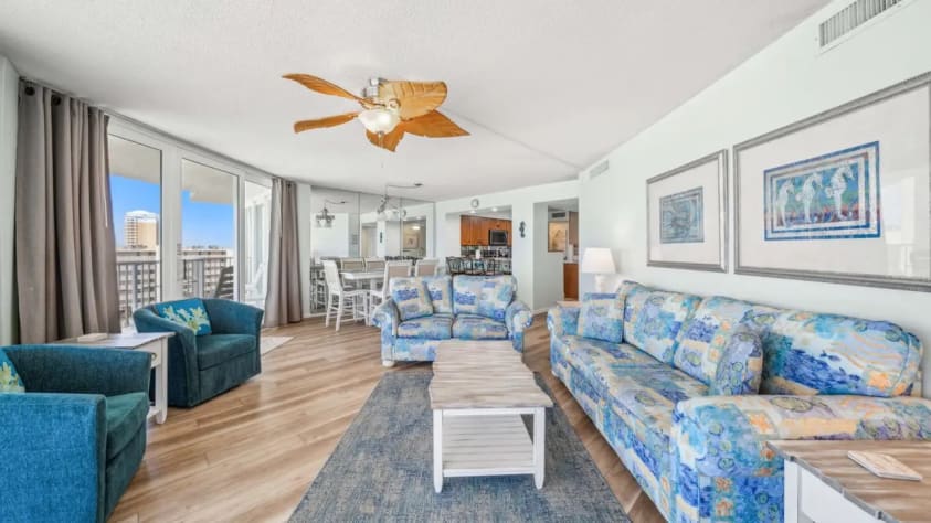 Large living and dining area