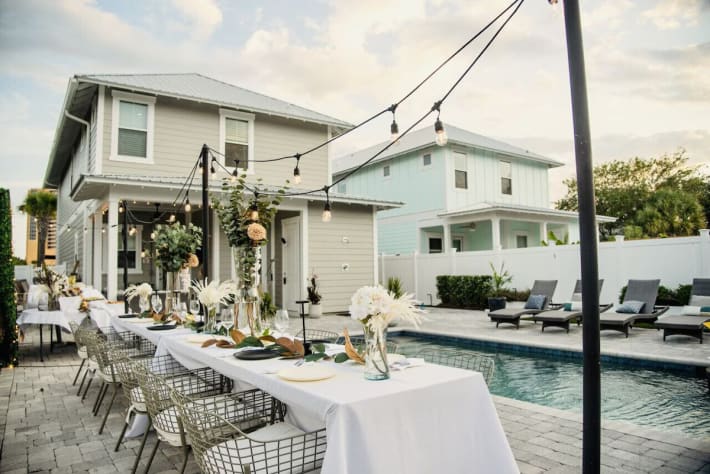 Sunset &amp; Outdoor dining