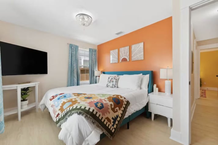 Bed 6 - King (Shell Island)
