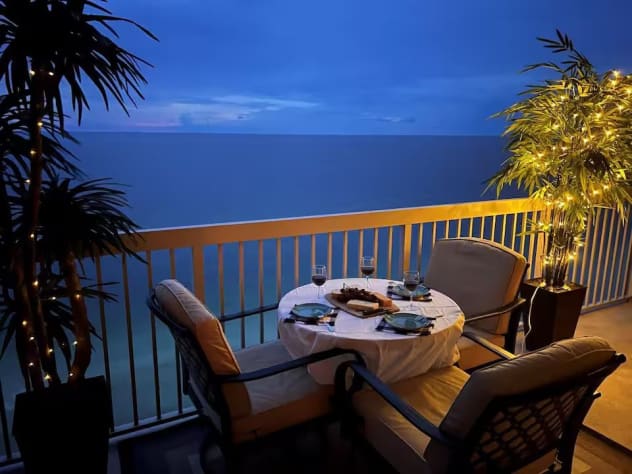 Enjoy stunning, soul-stirring views of the gulf coast from our cozy balcony while enjoying your favorite wine and cheese.