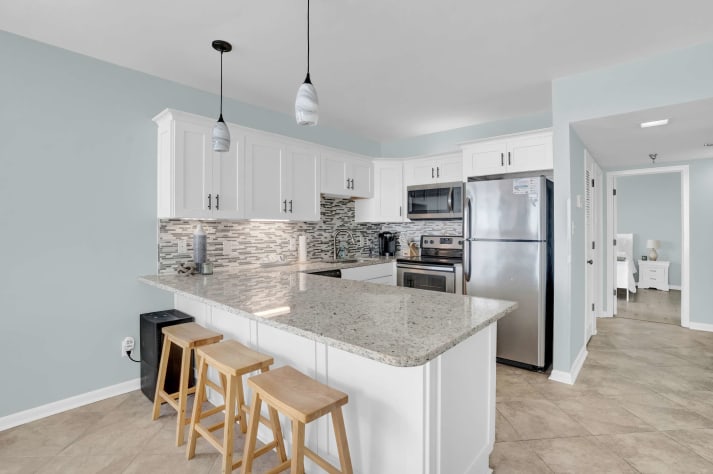 Dinning Area and Kitchen View