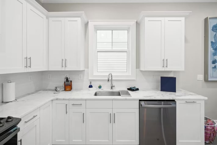 Incredibly clean chefs kitchen
