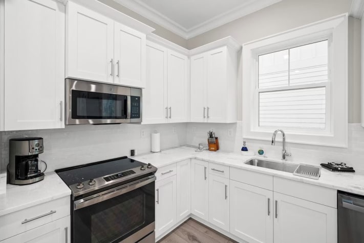 Incredibly clean chefs kitchen