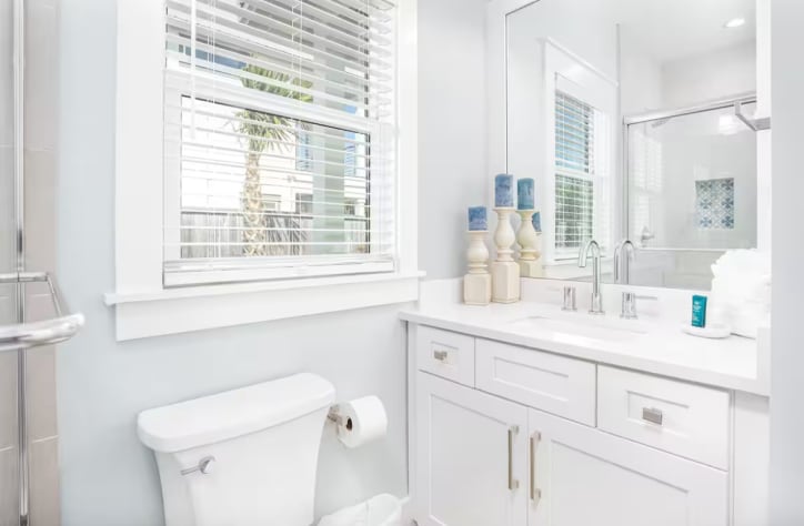 Bath 1, Main level with tile shower