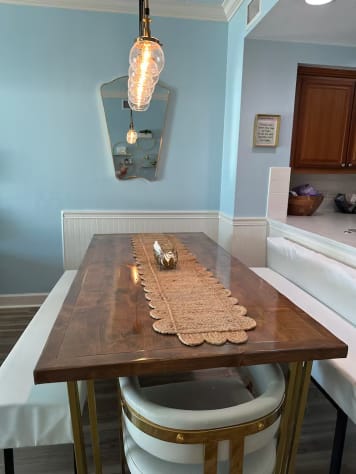 Dinning Table