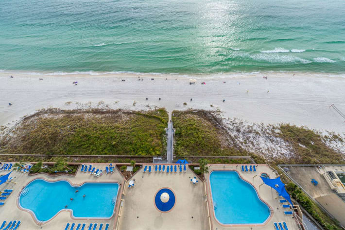 31 web or mls 14825 front beach rd 2106