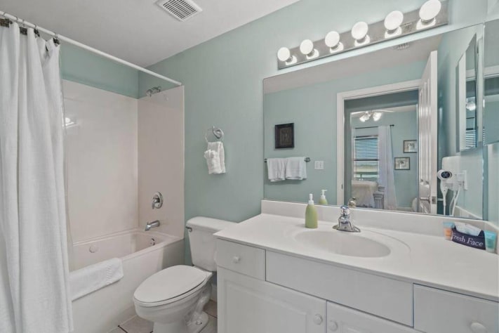 Bathtub
