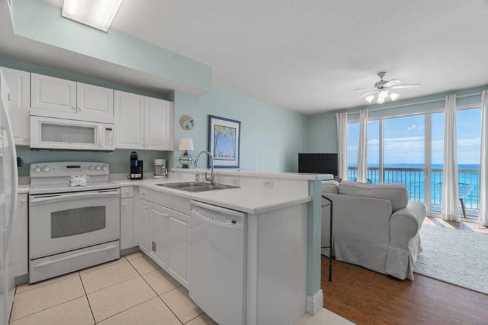 Open kitchen