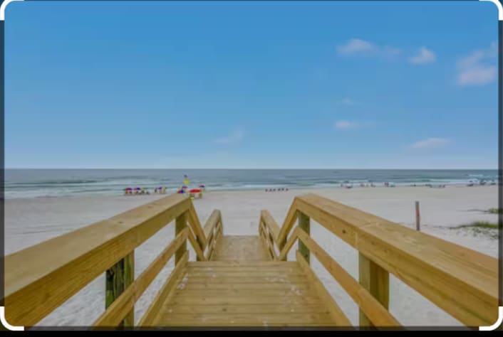 Easy Beach access.
