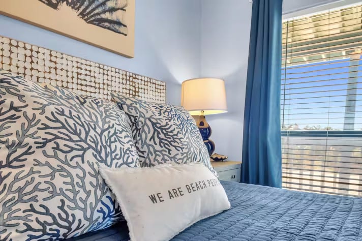 Beautifully decorated spacious bedroom