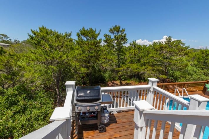 Outdoor grill