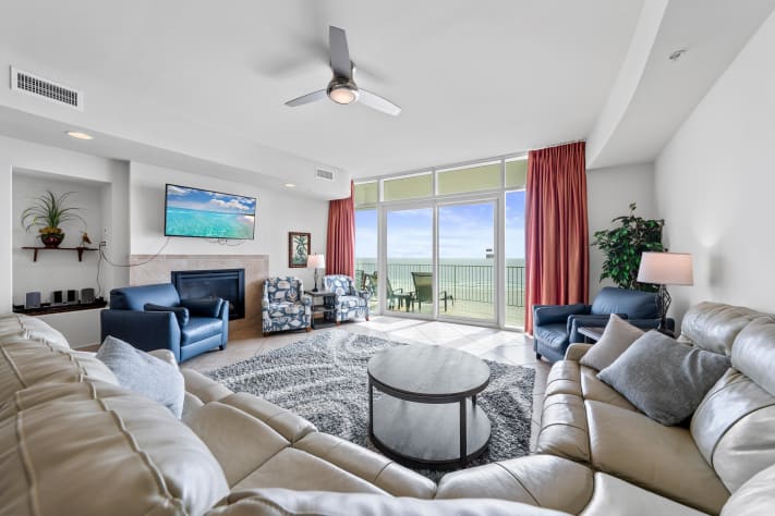 Turquoise Place 408C