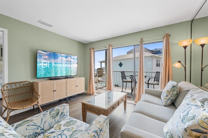 Romar Beach 203