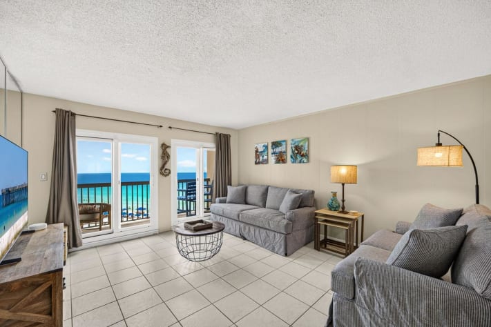 Pinnacle Port Beach Resort A325