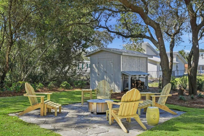 Outside Sitting Area