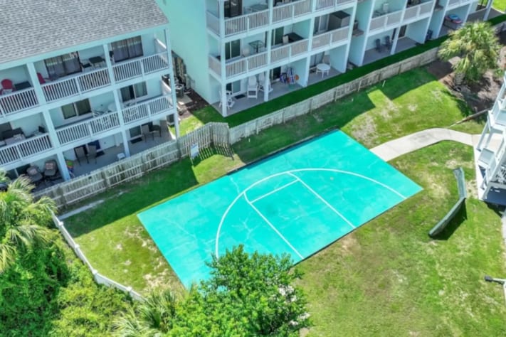  Courtyard