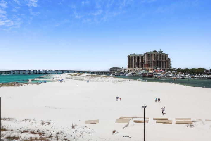 All About East Pass in Destin