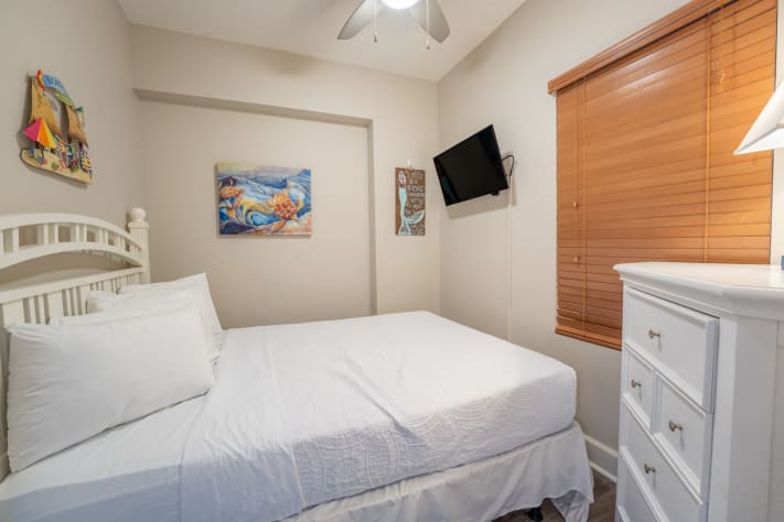 Bunk room