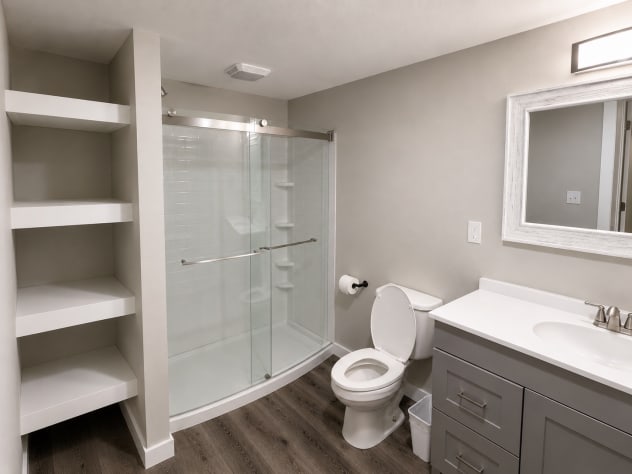 Full bathroom 