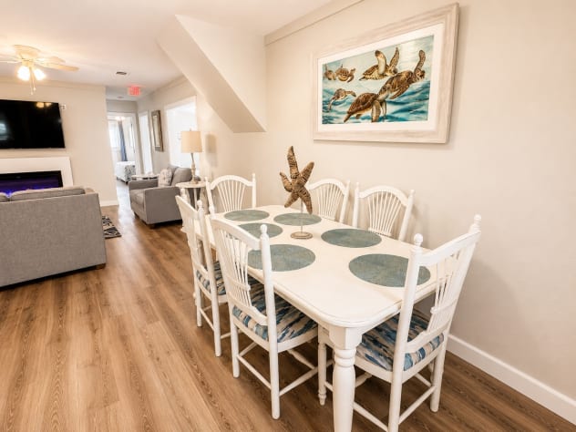 Dining table 