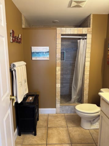 Bathroom #2 shared between quest rooms.