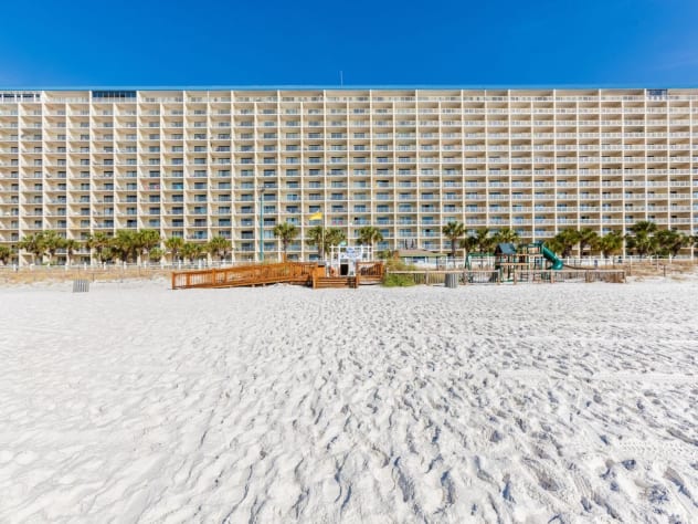 The Summit Beach Condominium Resort - All units face the Beach 