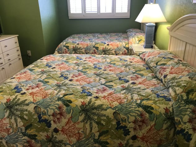 Two Queen Size Beds 