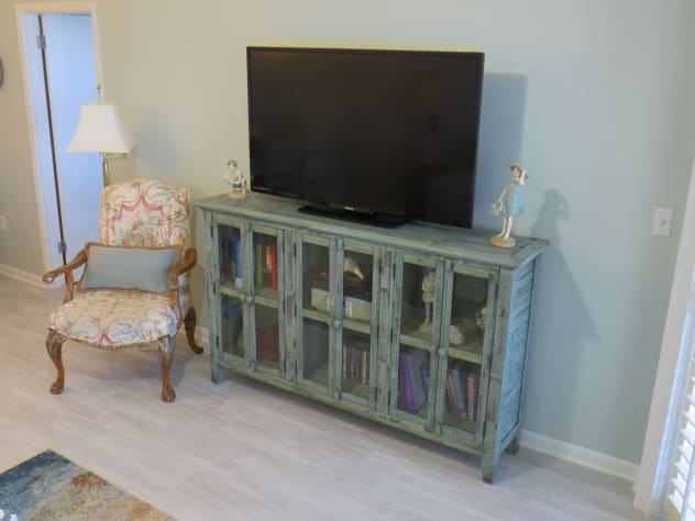 TV